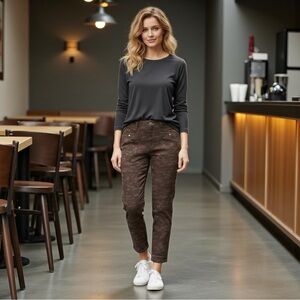 NWT Cosmic Blue Love x Stitch Fix Women's Ankle Length Camouflage Pants Stretch